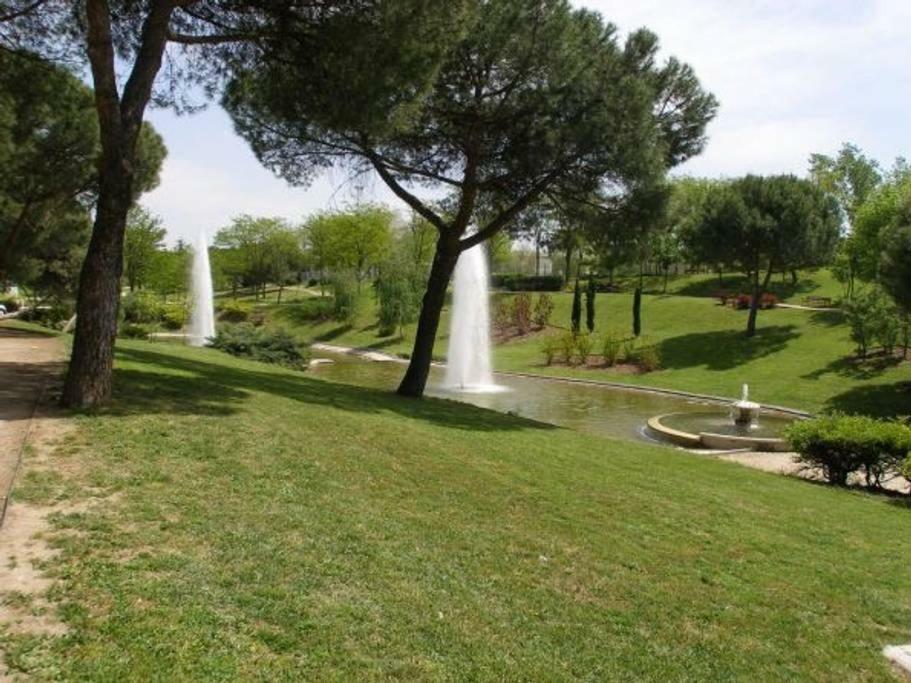 Apartamento Urgel Madrid Exterior photo