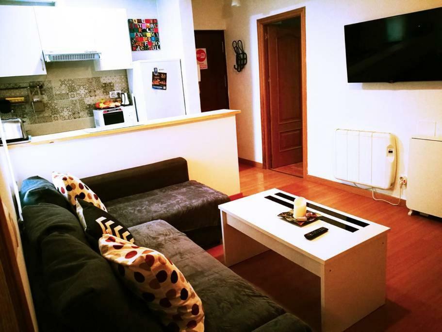 Apartamento Urgel Madrid Exterior photo