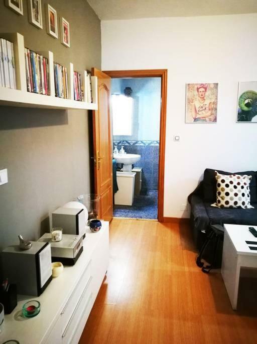 Apartamento Urgel Madrid Exterior photo