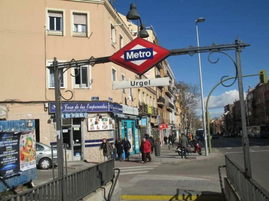 Apartamento Urgel Madrid Exterior photo