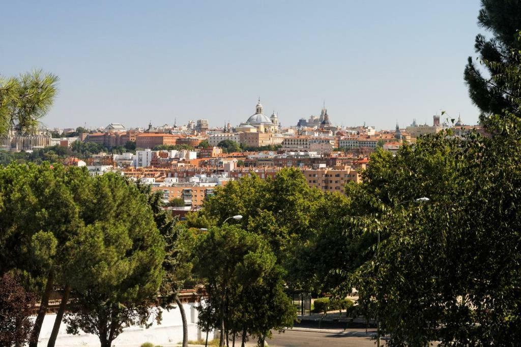 Apartamento Urgel Madrid Exterior photo